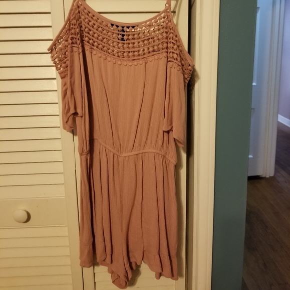 Romper - Picture 2 of 5